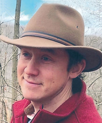 Tan Felt Safari hat.